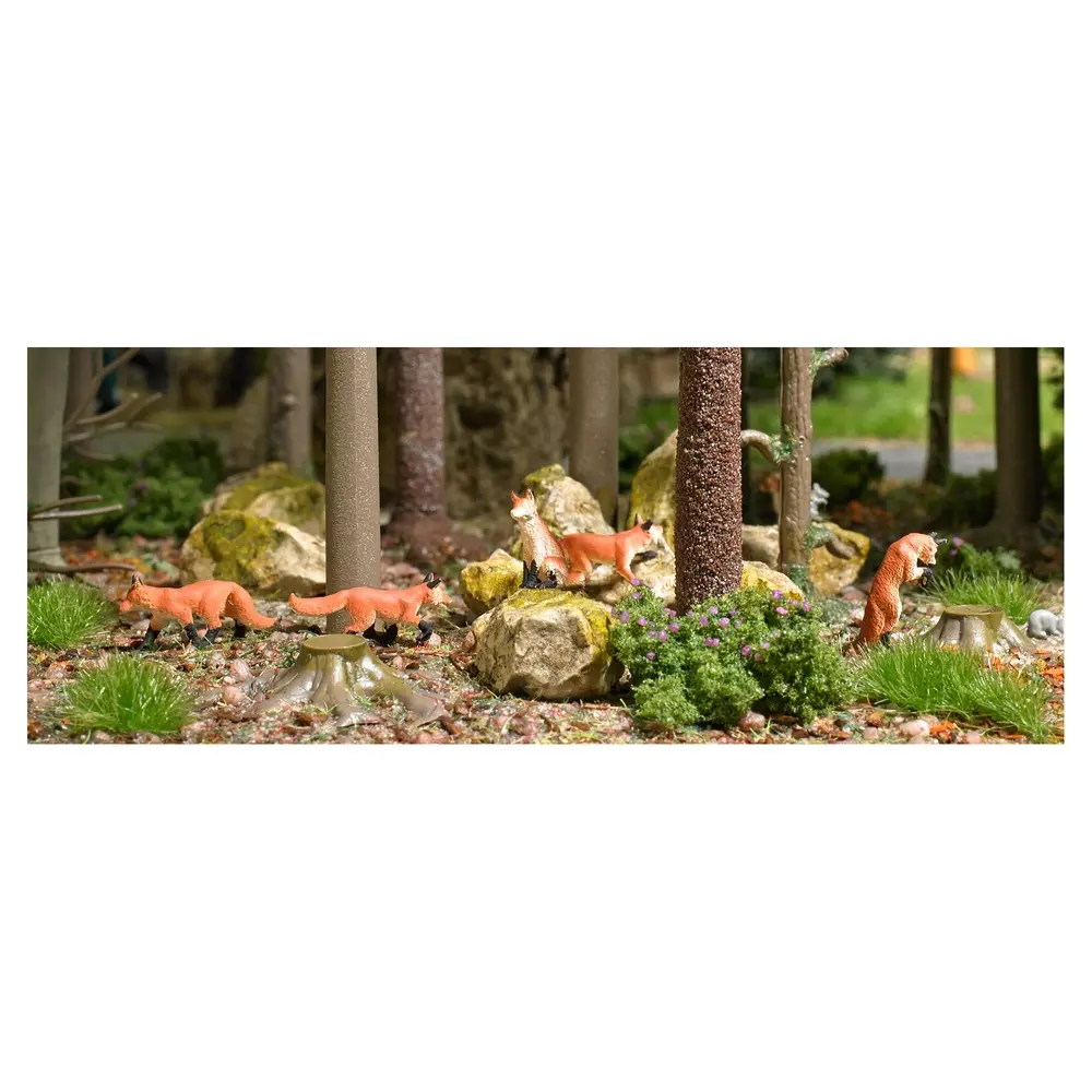 Scénette | 5 Renards en forêt, avec troncs & racines BUSCH 7988 HO 1/87 - 4