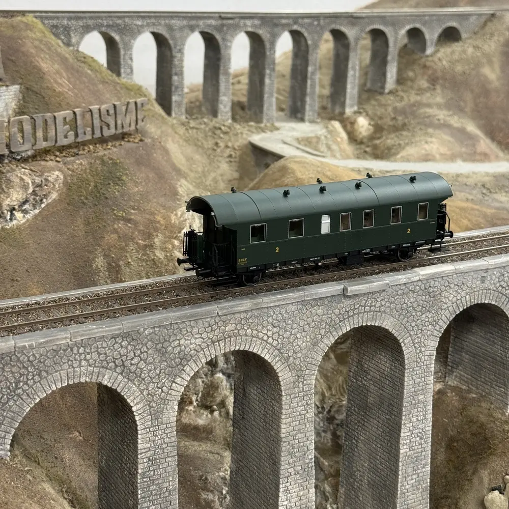 Voiture voyageurs B5 ½ TMFP "boites à tonnerre" - Brawa 46716 - HO 1/87 - SNCF- EP III - 2R - Analogique - 6