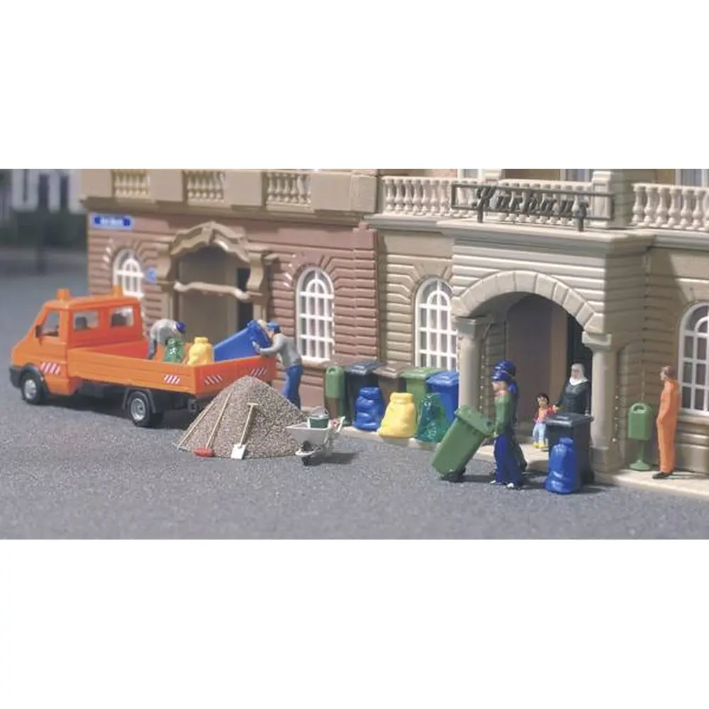 Lot de 16 poubelles et 12 sacs - Busch 1136 - HO 1/87 - 2