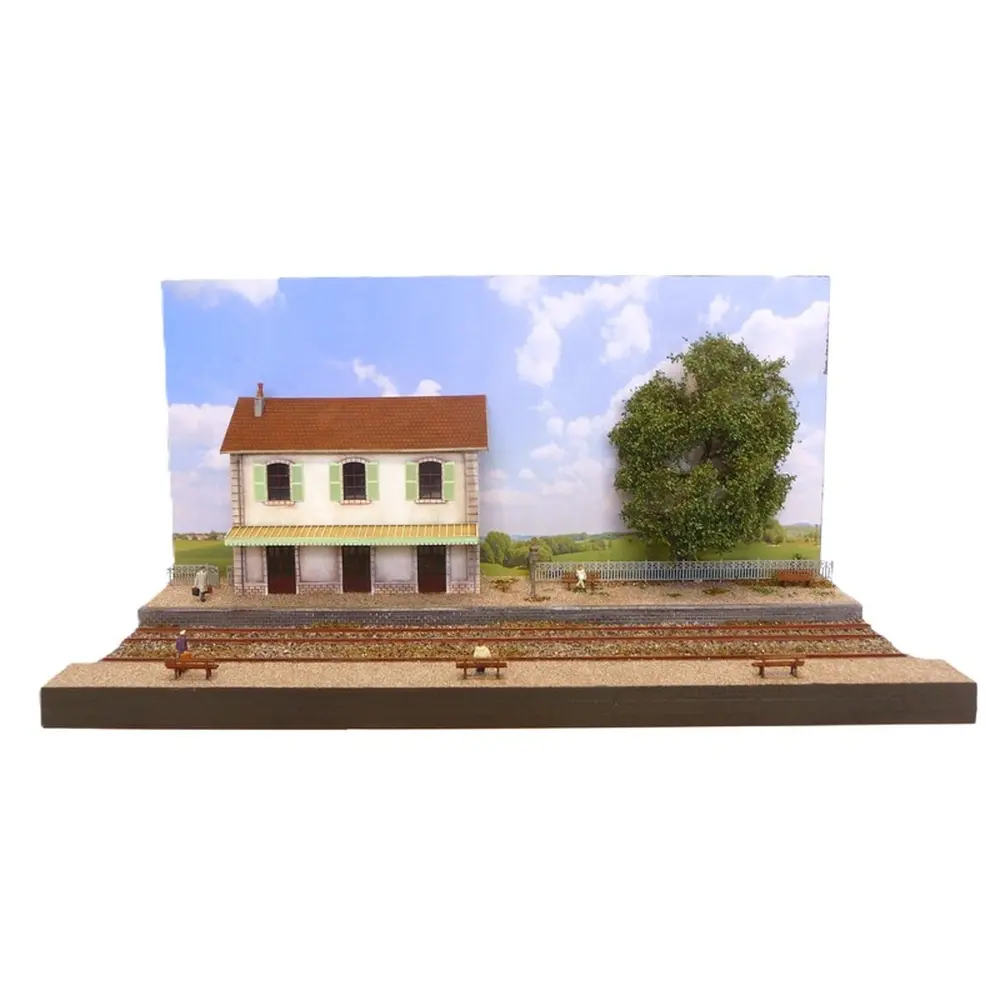 Diorama demi-gare PLM avec deux voies - Bois Modélisme 120001 - HO 1/87 - 3