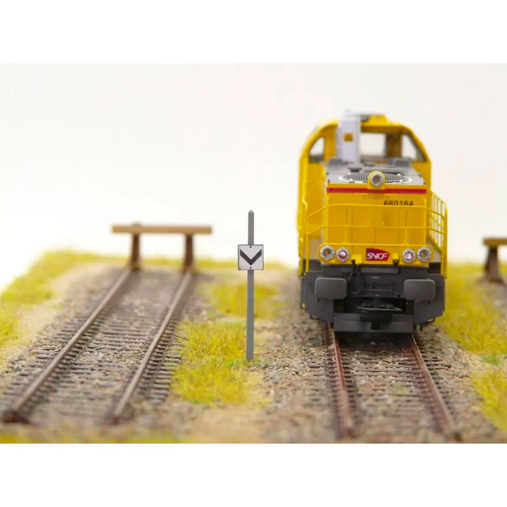 Pancarte Chevron - Entrée/fin aiguille/gare BOISMODELISME 215025 N 1/160 - SNCF - 2