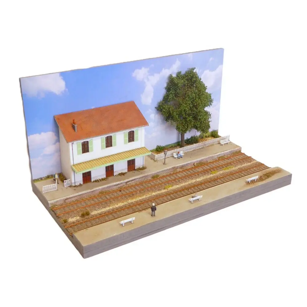 Diorama demi-gare PLM avec deux voies - Bois Modélisme 120001 - HO 1/87 - 2