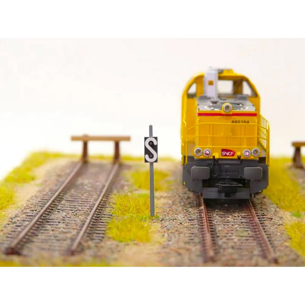Pancarte "S" coup de Sifflet BOISMODELISME 115012 - HO 1/87 - SNCF - 2