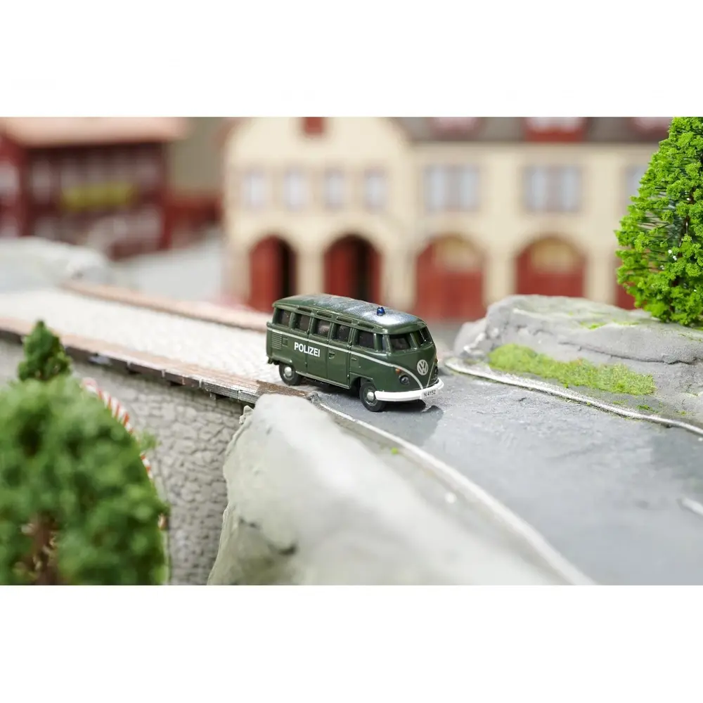 Bus VW T1 Police + ambulance combo 2.4G LCD - Carson 500504152 - HO 1/87  - 8