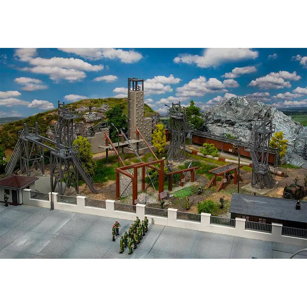 Camp de formation militaire Faller 144110 - HO : 1/87 - EP V - Konstanzbahn - 2