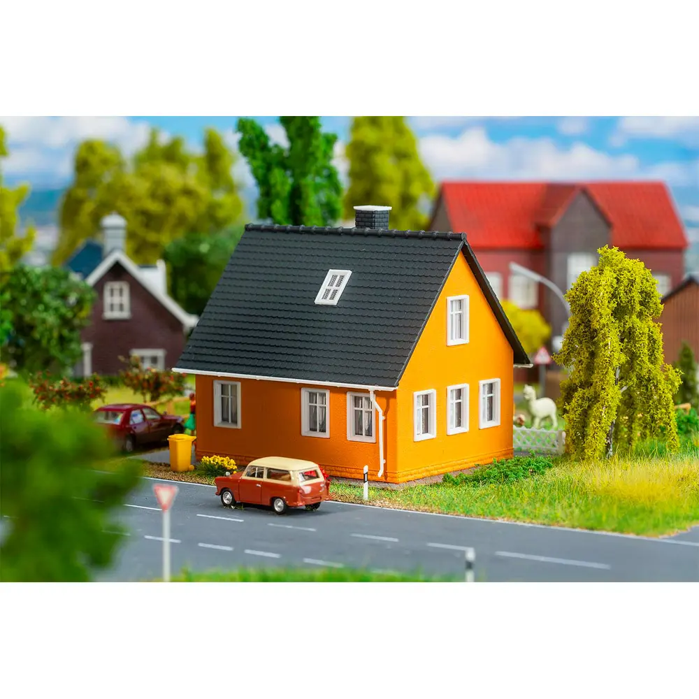 Maison de lotissement - Faller 131300 - HO 1/87 - EP III - 125 x 98 x 92 mm - 2