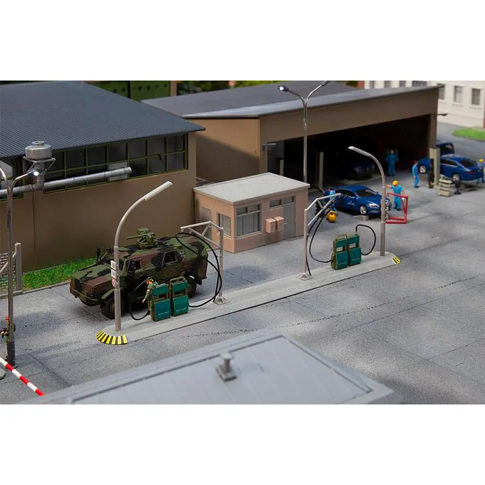 Station service de l'armée - FALLER 144105 - HO 1/87  - 4