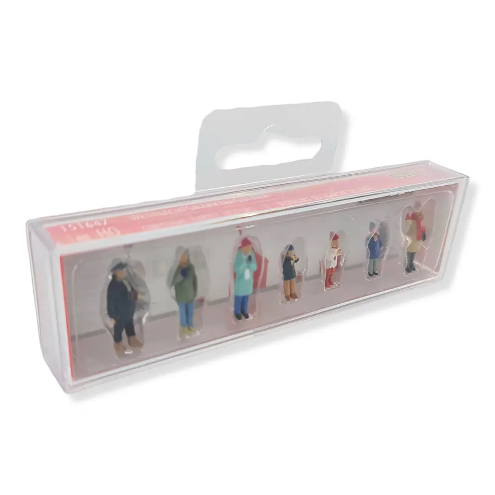 Pack de 7 personnages divers "Au Marché de Noël" | FALLER 151647 | HO 1/87 - 2