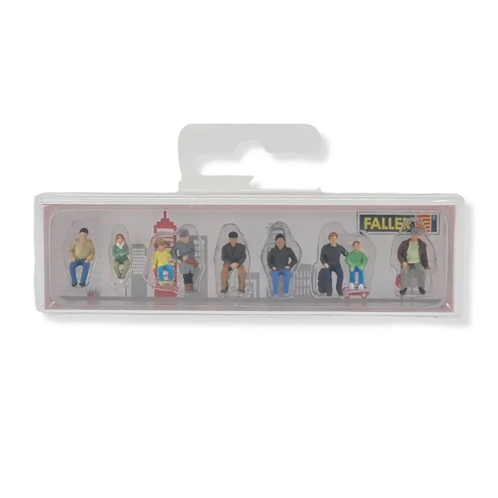 Lot de 9 personnages assis, adultes et enfants Faller 151663 - HO : 1/87 - 2