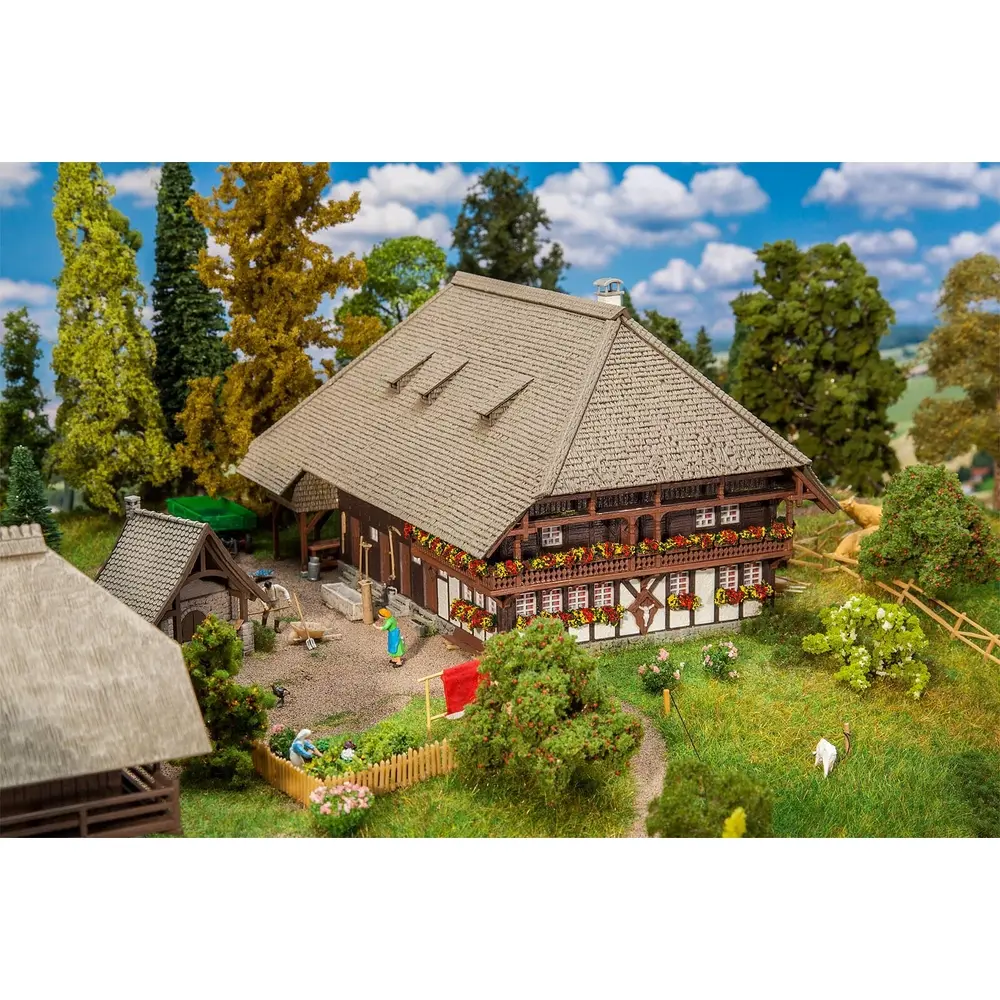 Ferme de la Forêt Noire - Faller 191834 - HO 1/87 - EP I - 226 x 171 x 125 mm  - 3