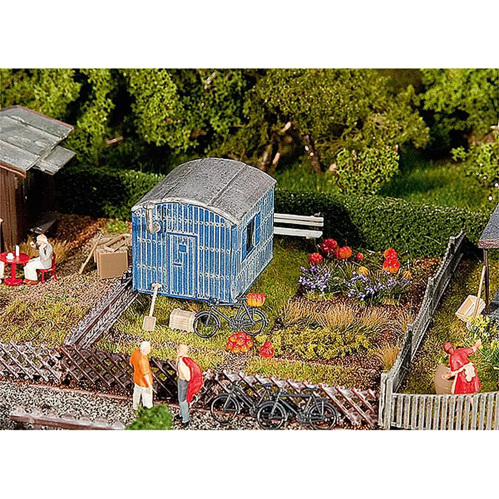 Jardin d'ouvrier avec mobile-home FALLER 180490 - HO 1/87 - 2