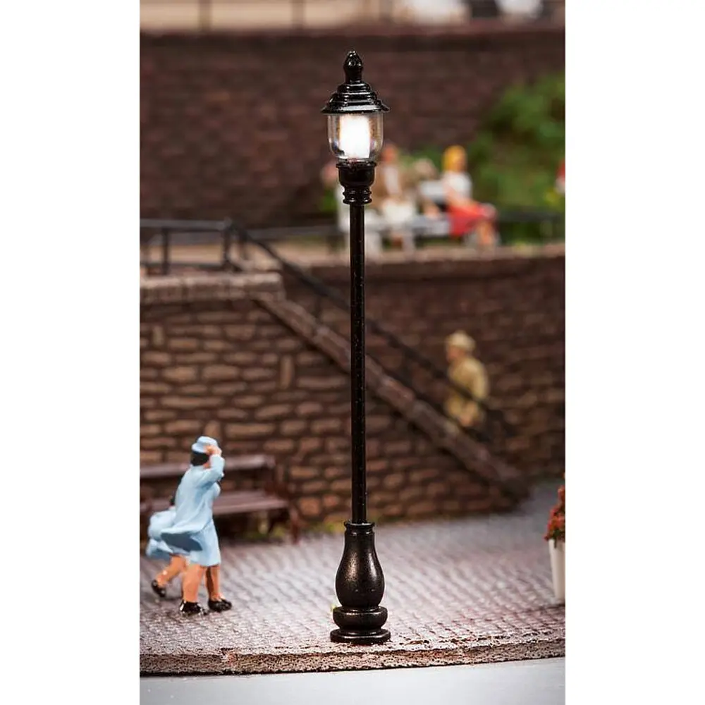 Lampadaire à arc et mat métallique avec LED - HO 1/87 - Faller 180108 - 4