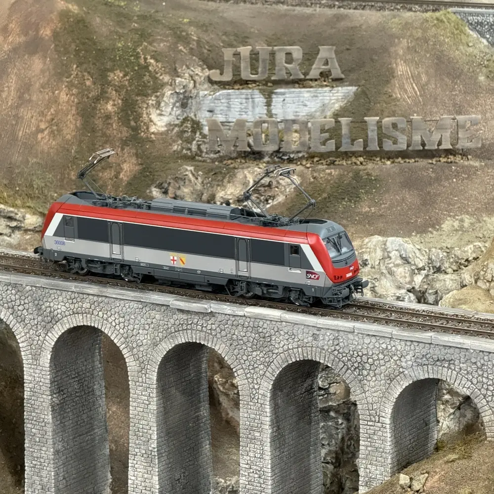 Locomotive Electrique "Astride" BB 36008 - Jouef HJ2459 - HO 1/87 - SNCF - 2R - EP VI - Analogique - 6