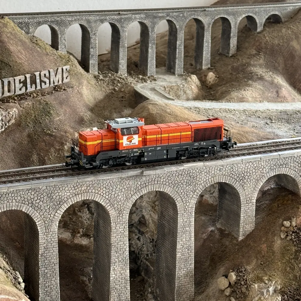 Locomotive Diesel VOSSLOH DE 18 - Jouef HJ2440 - COLAS RAIL - HO : 1/87  - EP VI - 2R - Analogique - 6