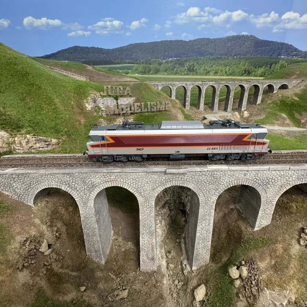Locomotive électrique CC 6511 - Jouef HJ2428 - HO 1/87 - SNCF - Ep IV - Analogique - 2R - 9