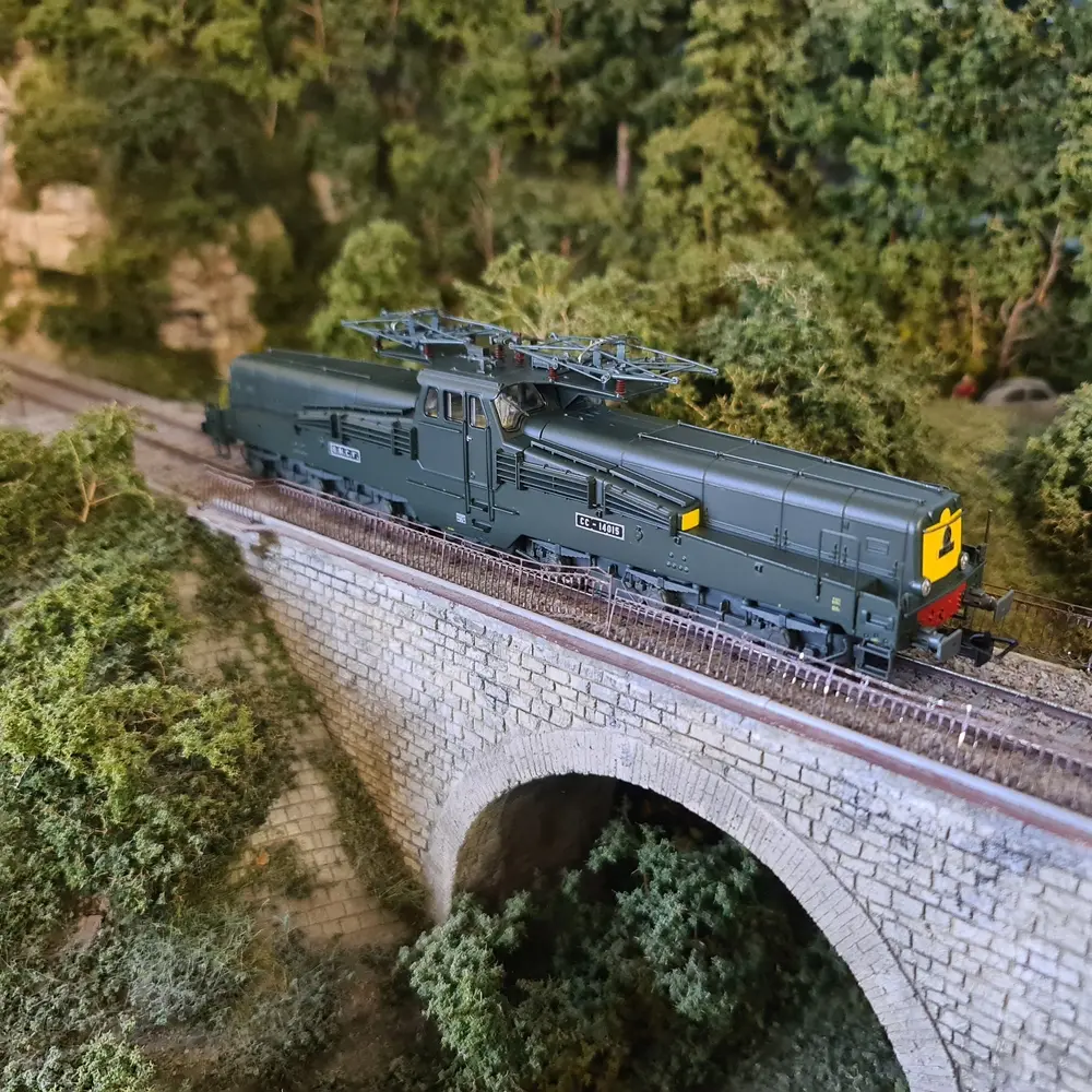 Locomotive électrique CC 14015 JOUEF HJ2423 - HO 1/87 - SNCF - EP III - 5