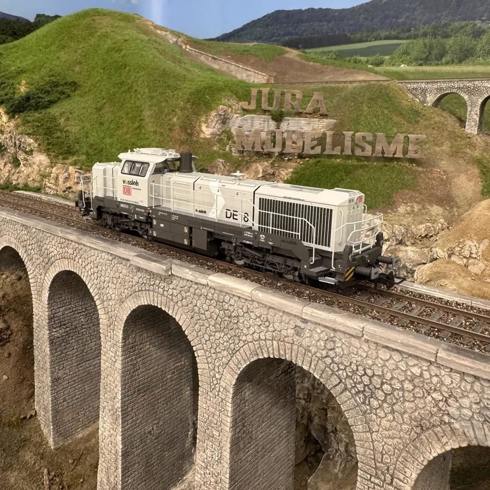 Locomotive diesel Vossloh DE 18 DCC sound - Rivarossi HR 2920S - HO : 1/87 - DB AG - Ep VI - Digital sound - 2R  - 5