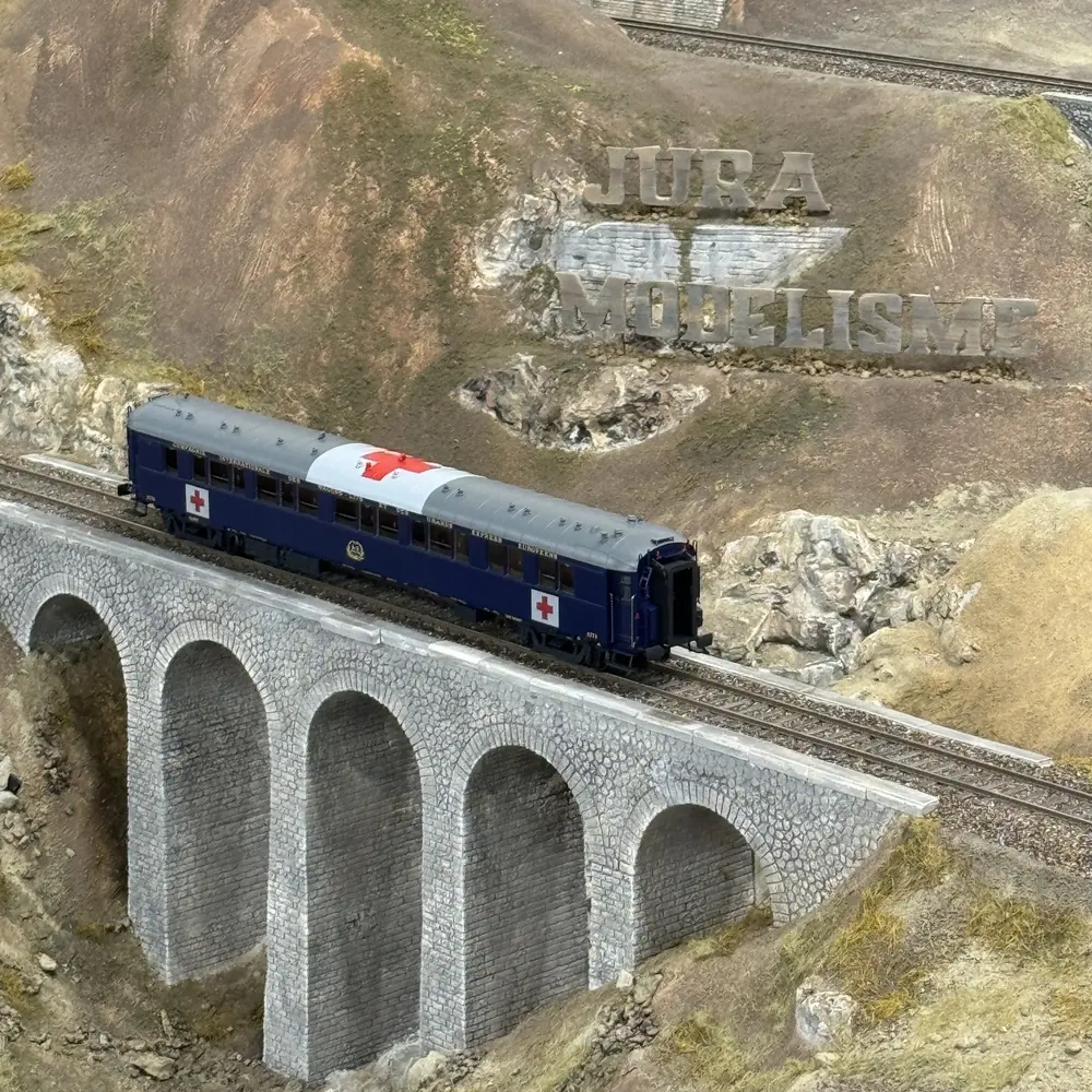 Voiture lits S2 croix rouge - LS Models 49140 - HO 1/87 - CIWL - Ep IIIb - 2R - 5