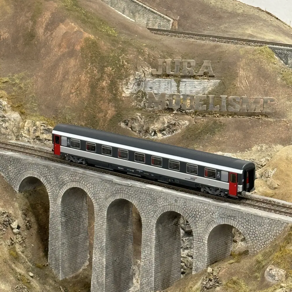 Voiture voyageurs VSE A9u Corail - LS Models 40385 - HO 1/87 - SNCF - Ep V-VI - 2R - 5