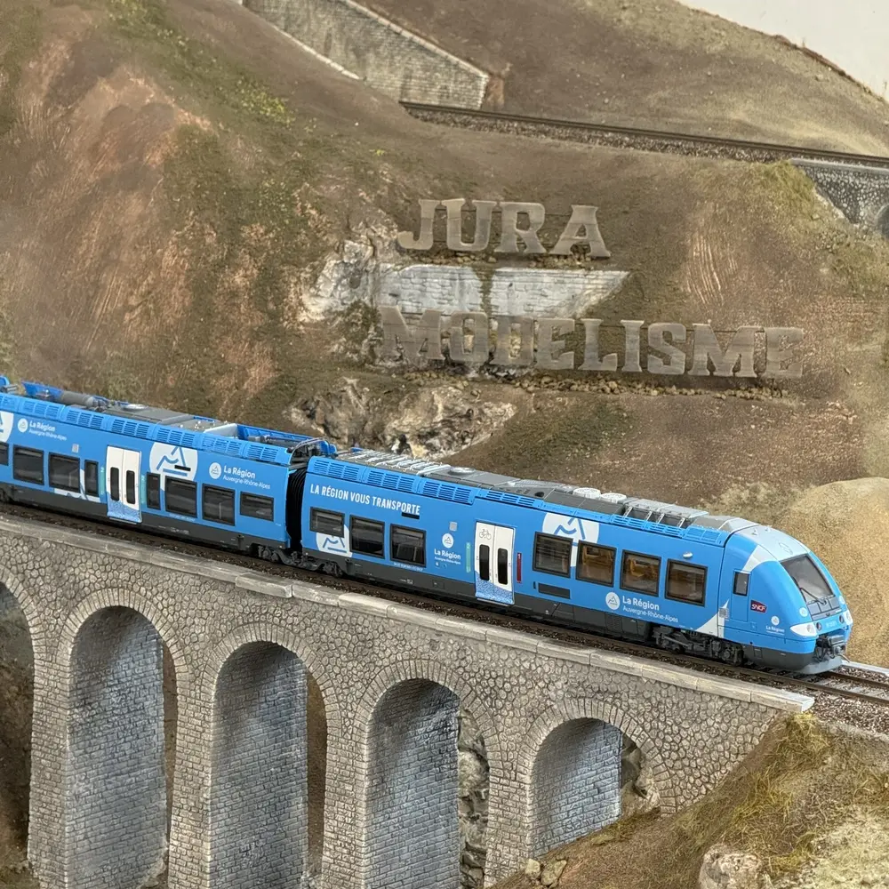 Autorail bimode AGC B81661 / B81662 Auvergne Rhône Alpes - LS Models 10089 - HO 1/87 - SNCF - Ep VI - Analogique - 2R - 7