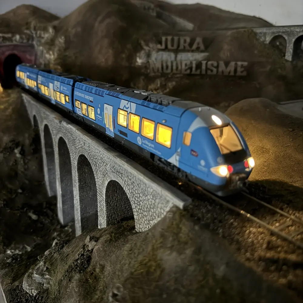 Autorail bimode AGC B81661 / B81662 Auvergne Rhône Alpes - LS Models 10089S - HO 1/87 - SNCF - Ep VI - Digital sound - 2R - 9