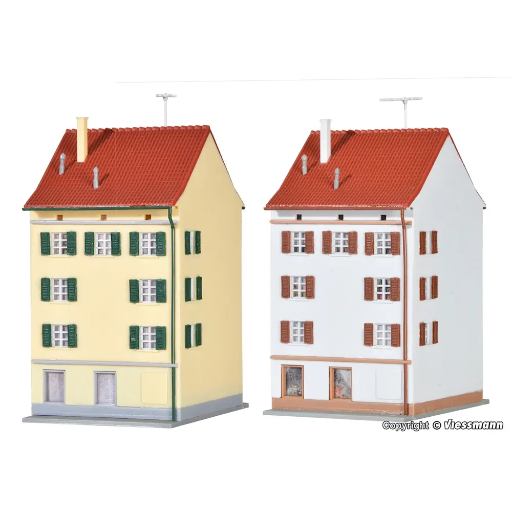 Immeubles résidentiels à étages avec commerce - Kibri 36843 - Z 1/220 - 2