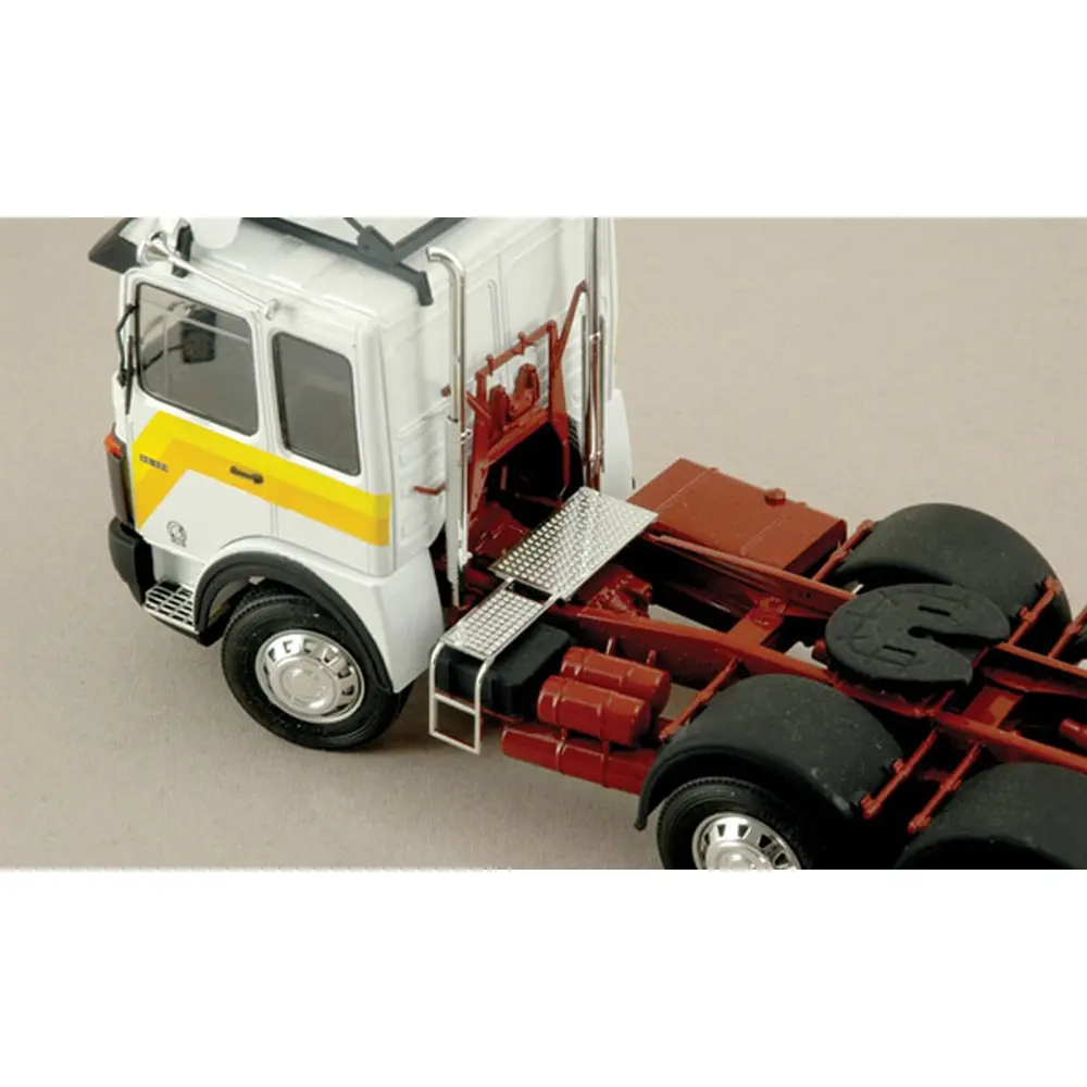 Camion MAN 26.321 Formel 6 - Italeri I756 - 1/24 - 4