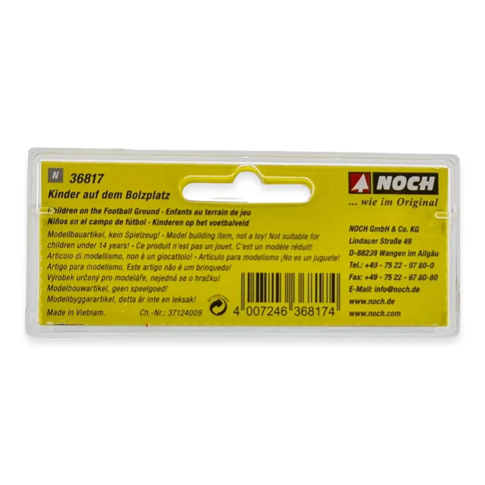 Pack de 6 enfants au terrain de foot NOCH 36817 - N : 1/160 - 3