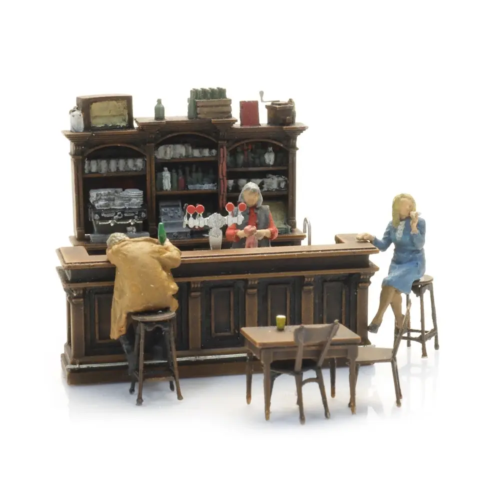Intérieur de café avec 3 figurines - ARTITEC 387.692 - HO 1/87 - 2