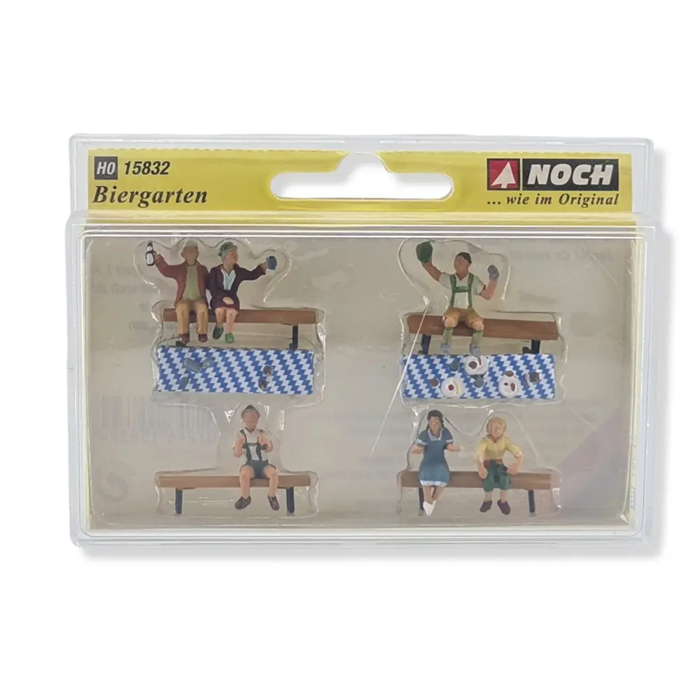 Lot de 6 personnages sur la terrasse d'une brasserie Noch 15832 - HO 1:87 - 2