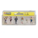 Lot de 6 piétons dont 2 femmes 3 hommes et 1 enfant NOCH 15478 - HO 1/87 - 2