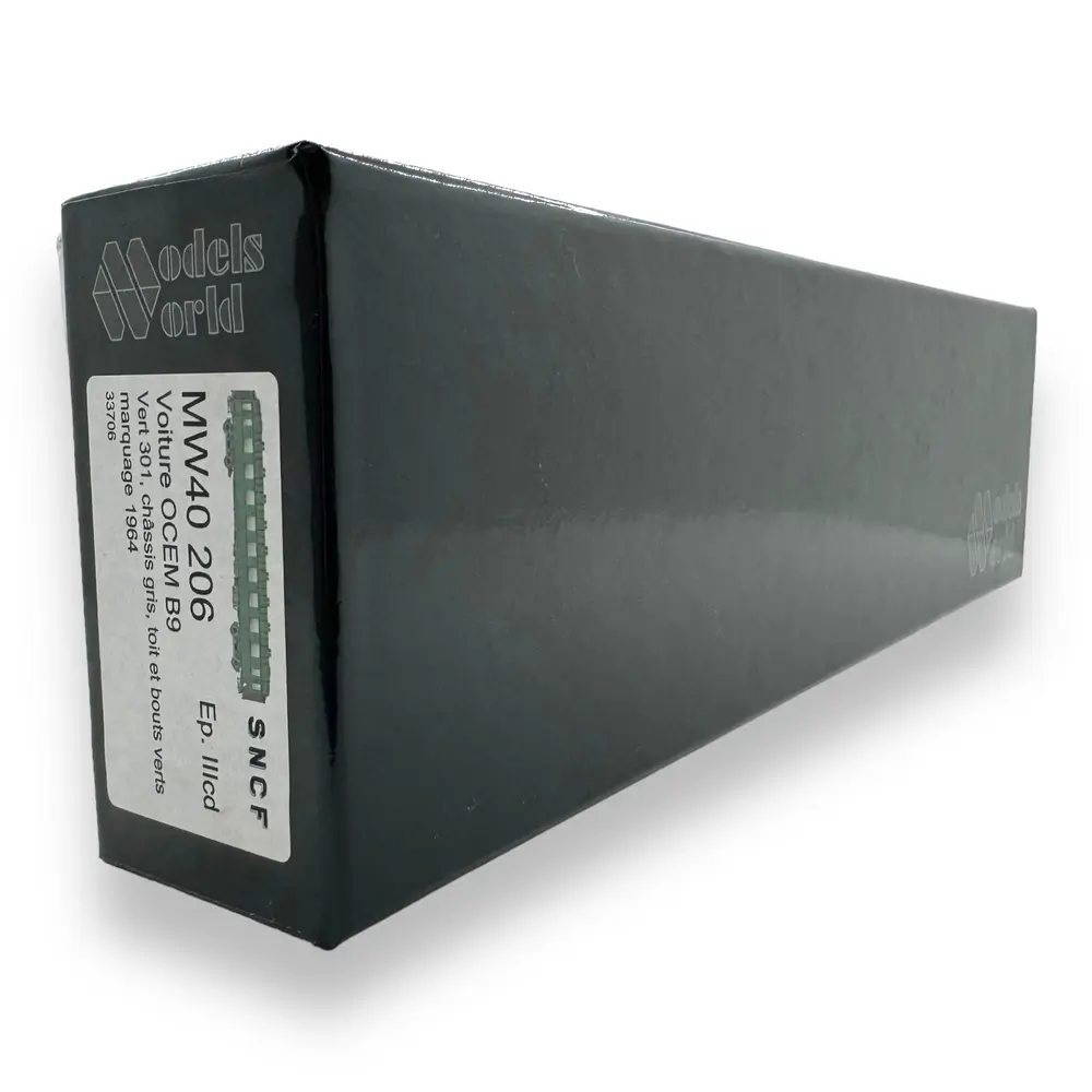 Voiture OCEM seconde classe B9 livrée verte châssis gris, toit et bouts verts avec marquage 1964 - Models World 40206 - HO : 1/87  - 4