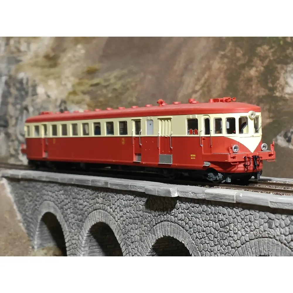 Autorail diesel De Dietrich X-3715 - MISTRAL 21-05-G003 - SNCF - HO 1/87 - IV - 7