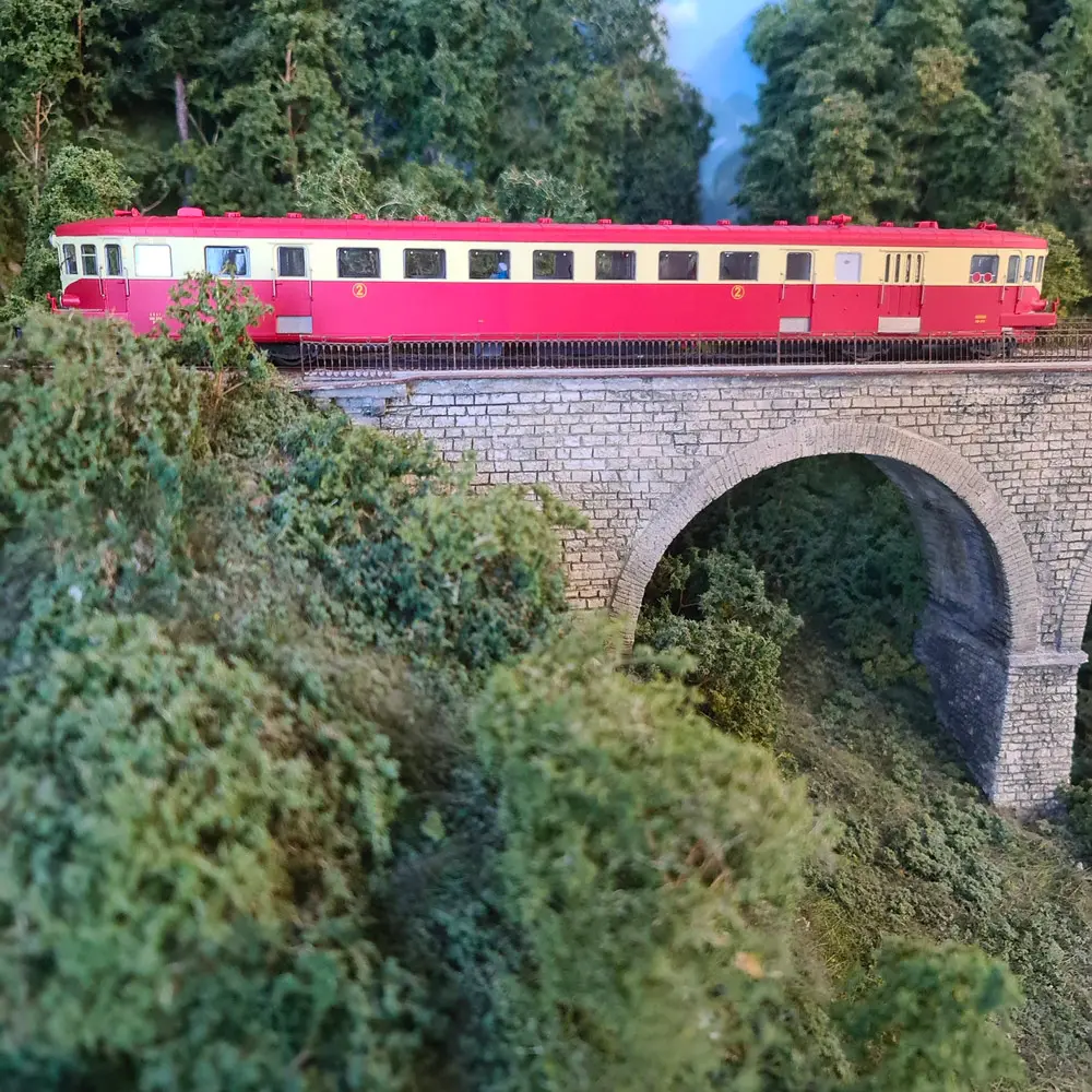 Autorail diesel De Dietrich X-3715 - MISTRAL 21-05-S003 - SNCF - HO 1/87 - IV - 5