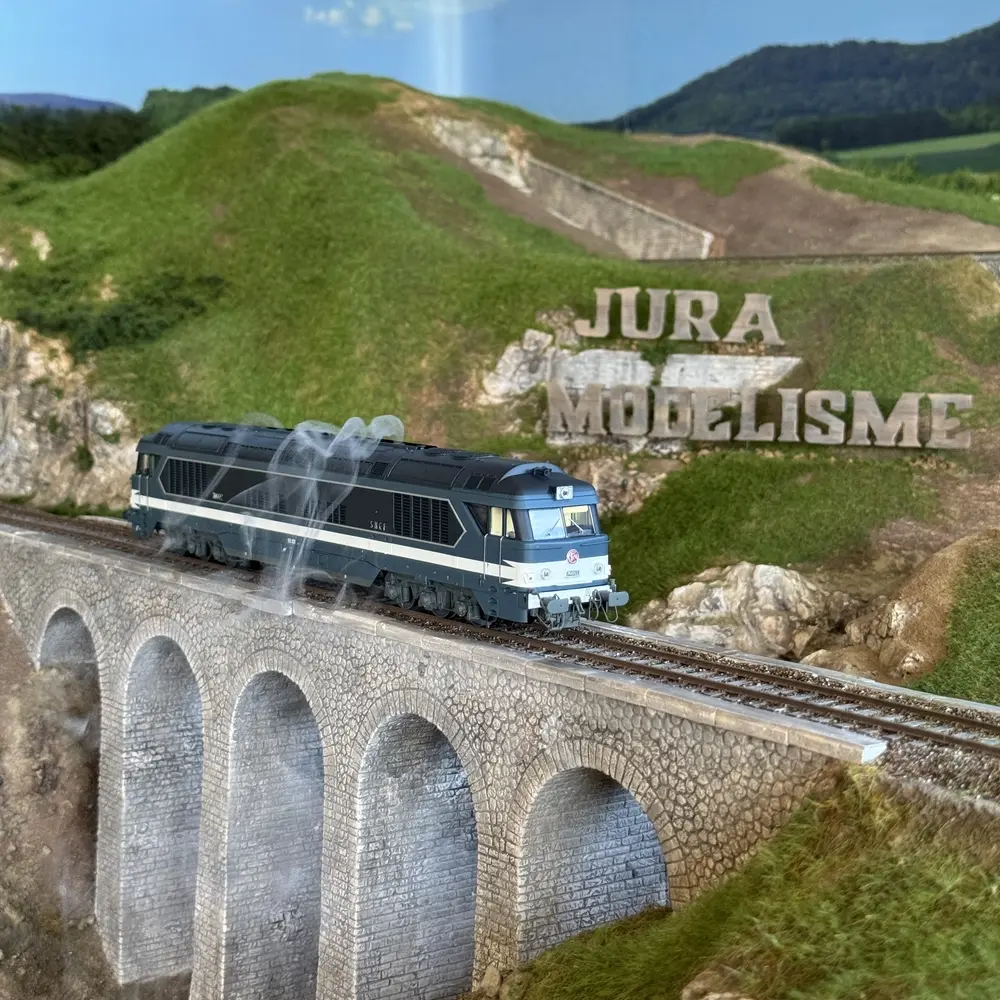 Locomotive diesel CC 70002 - Ree Modèles CC70002SAC - HO 1/87 - SNCF - Ep III - Digital sound + fumée - 3R - 10