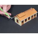 Gouttières et descentes d’eau (Technique 2) (gouttières en carton gaufré, descentes en fil métallique avec attaches en carton) - Régions et Compagnies MAT062 - HO 1/87 - 2