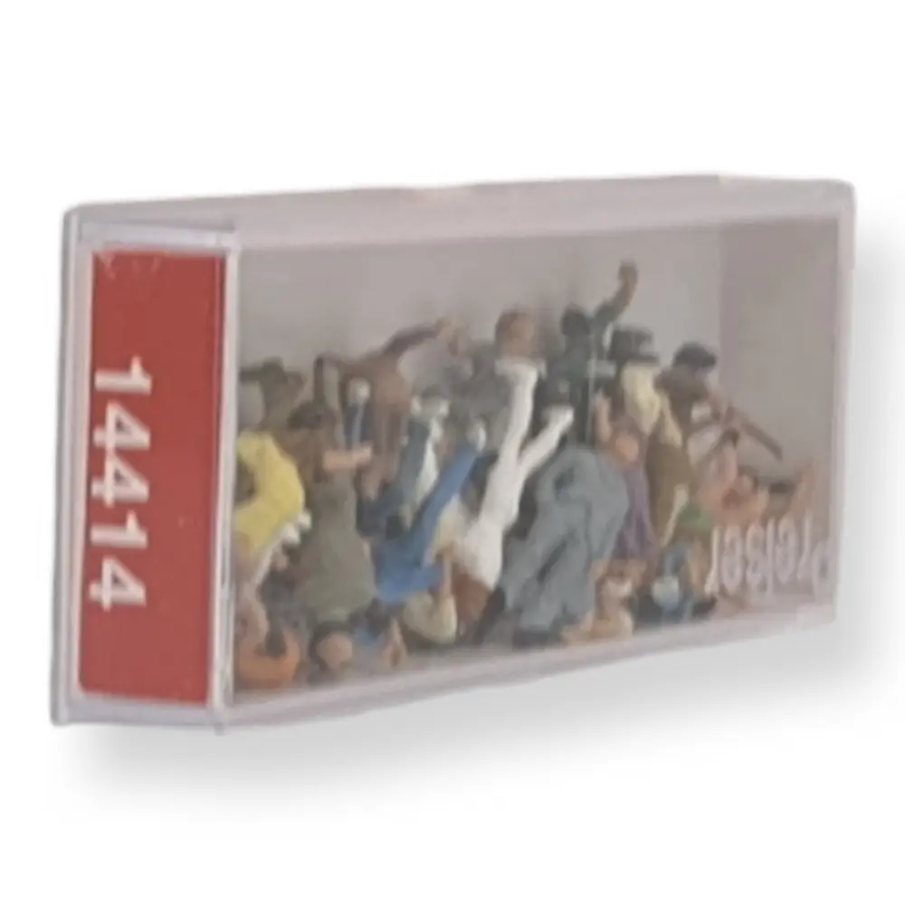 Foule à la fête du village - PREISER 14414 - HO 1/87e - 3