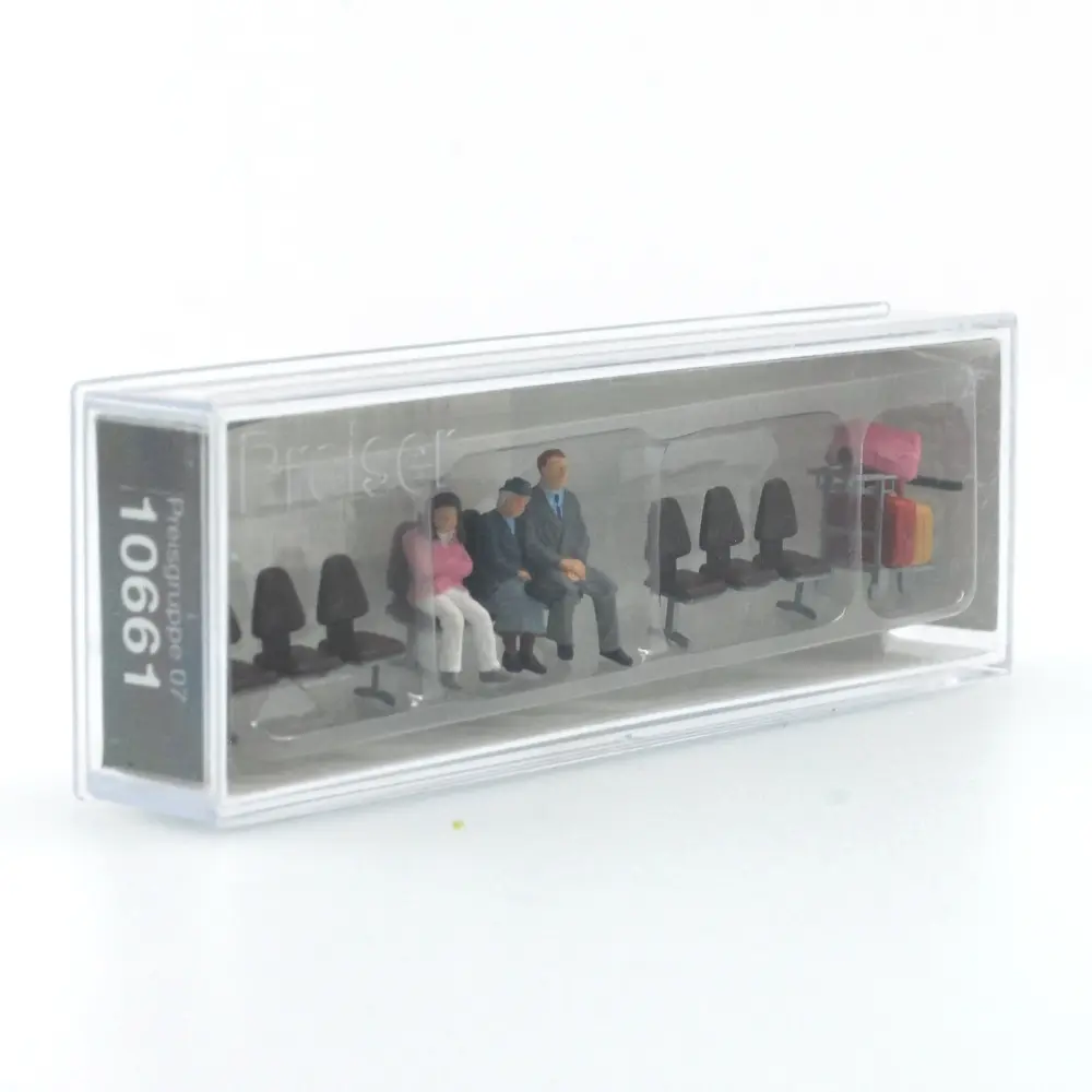 Trois rangées de sièges avec des voyageurs assis - PREISER 10661 - HO 1/87 - 2