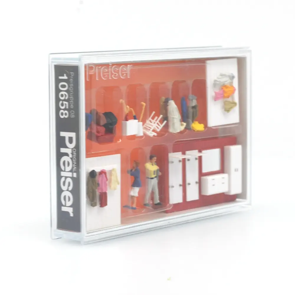 Un couple en train de s'habiller dans son dressing - PREISER 10658 - HO 1/87 - 2