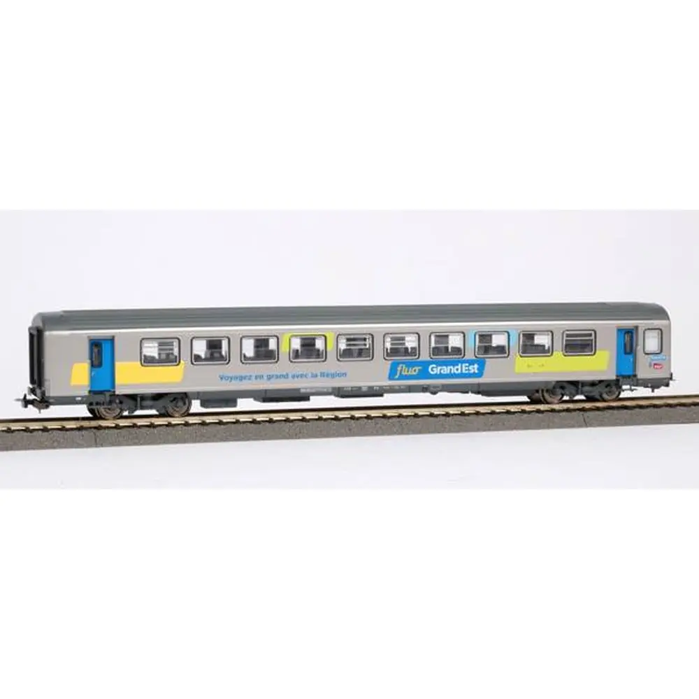 Set de départ BB26000 et 2 voitures Corails FLUO PIKO 97944 SNCF HO 1/87 - EP VI - 4