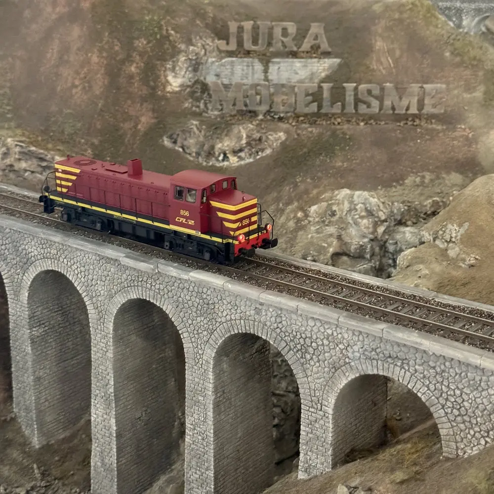 Locomotive Diesel 856 -Soute 5000L- DCC SON REE MODELES JM016S CFL - HO Ep IV-V - 7