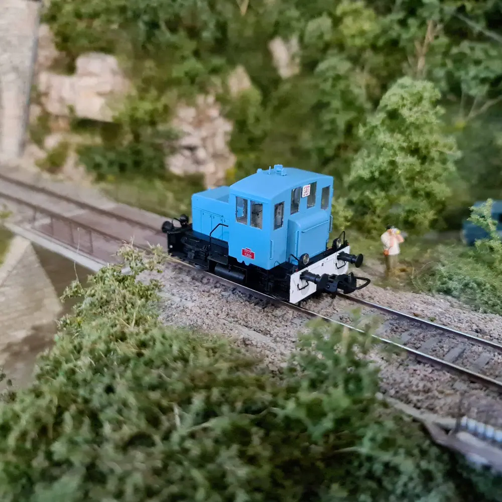 Locotracteur Y-2126 bleu "Industriel" DCC Sound REE MODELES MB149S - SNCF - 4