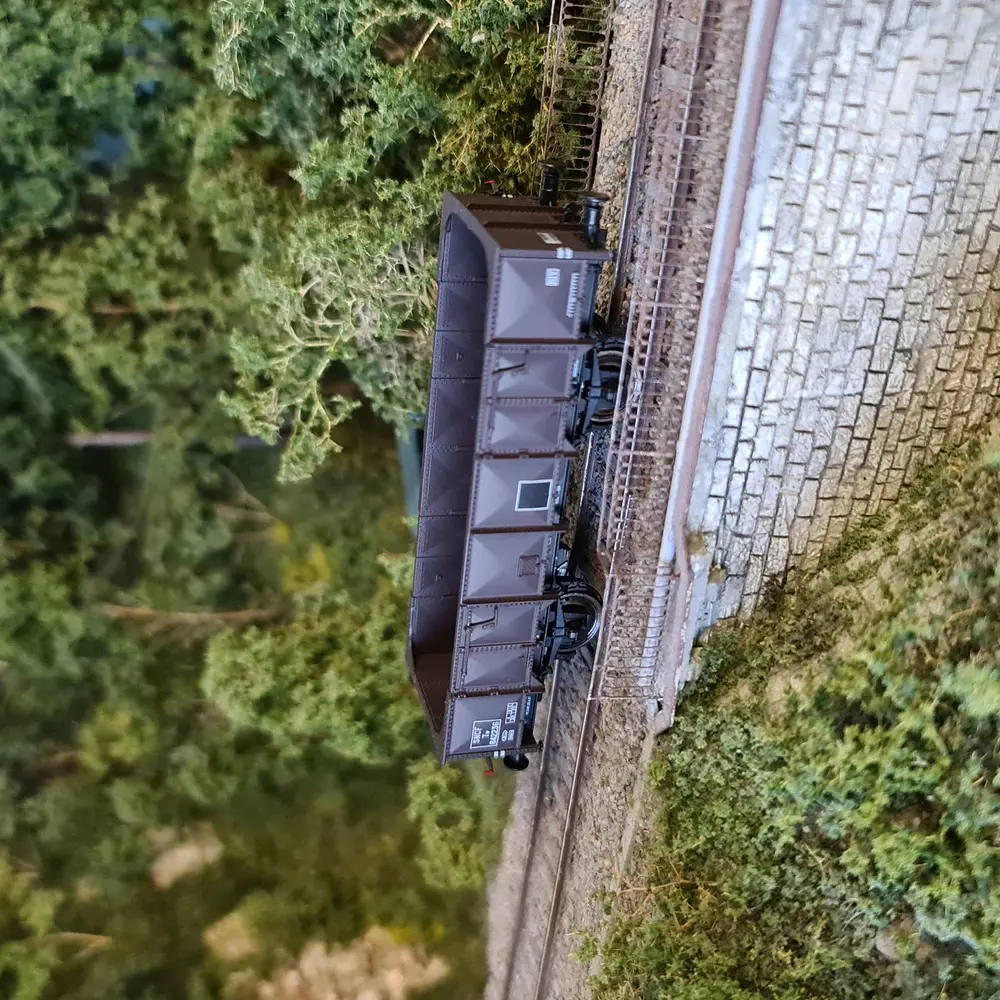 Wagons tombereau 4 portes ex-PLM, SNCF, REE Modèles WB-821, HO 1/87e - 5