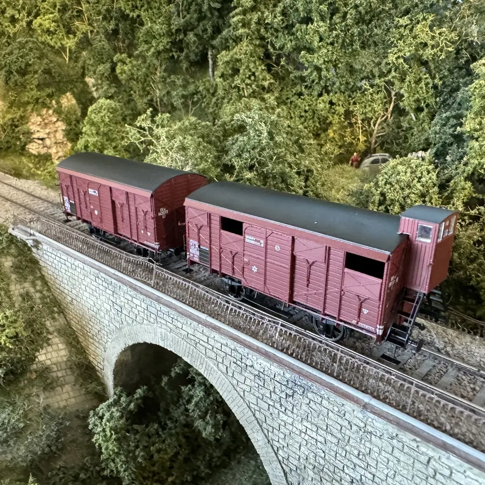 Set 2 wagons Couvert PLM 20T REE Modèles WB696 - HO 1/87 - SNCF - EP II - 5