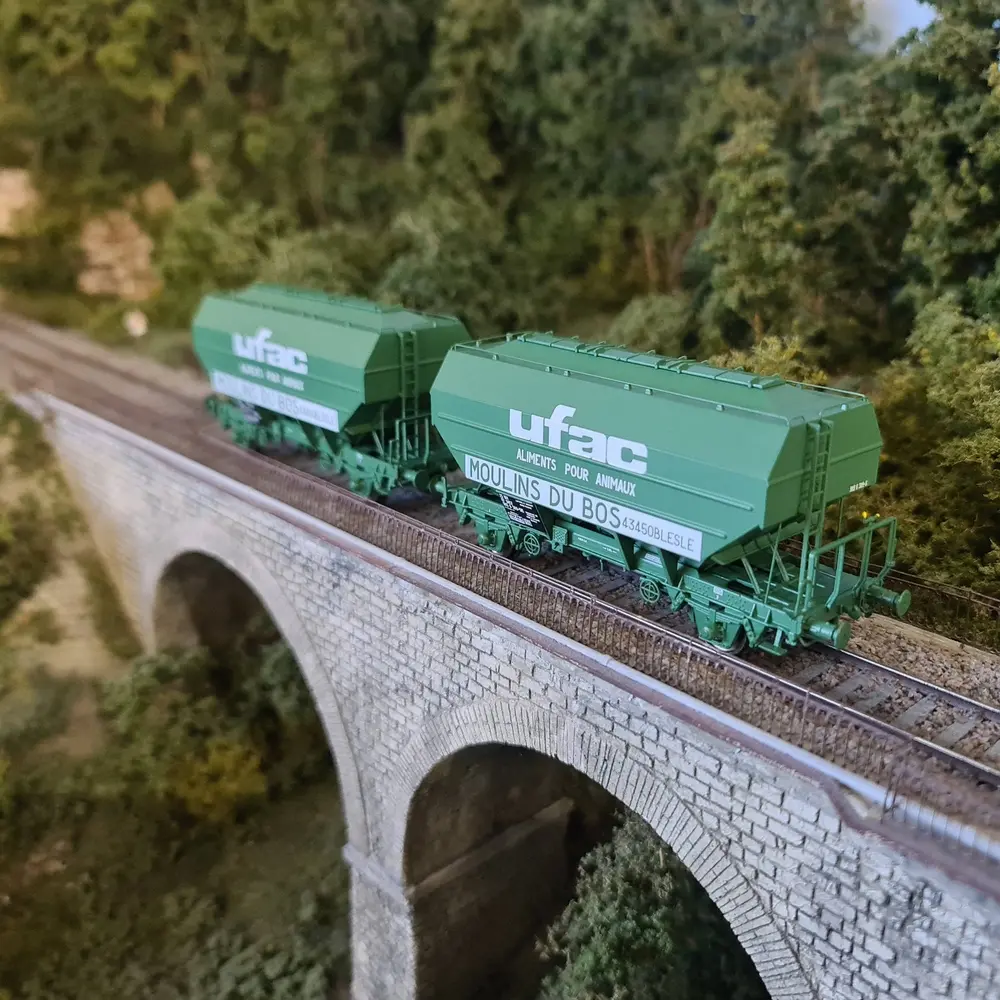 Set 2 Wagons céréaliers UFAC Moulin du Bos vert REE MODELES WB734 SNCF - HO 1/87 - 5