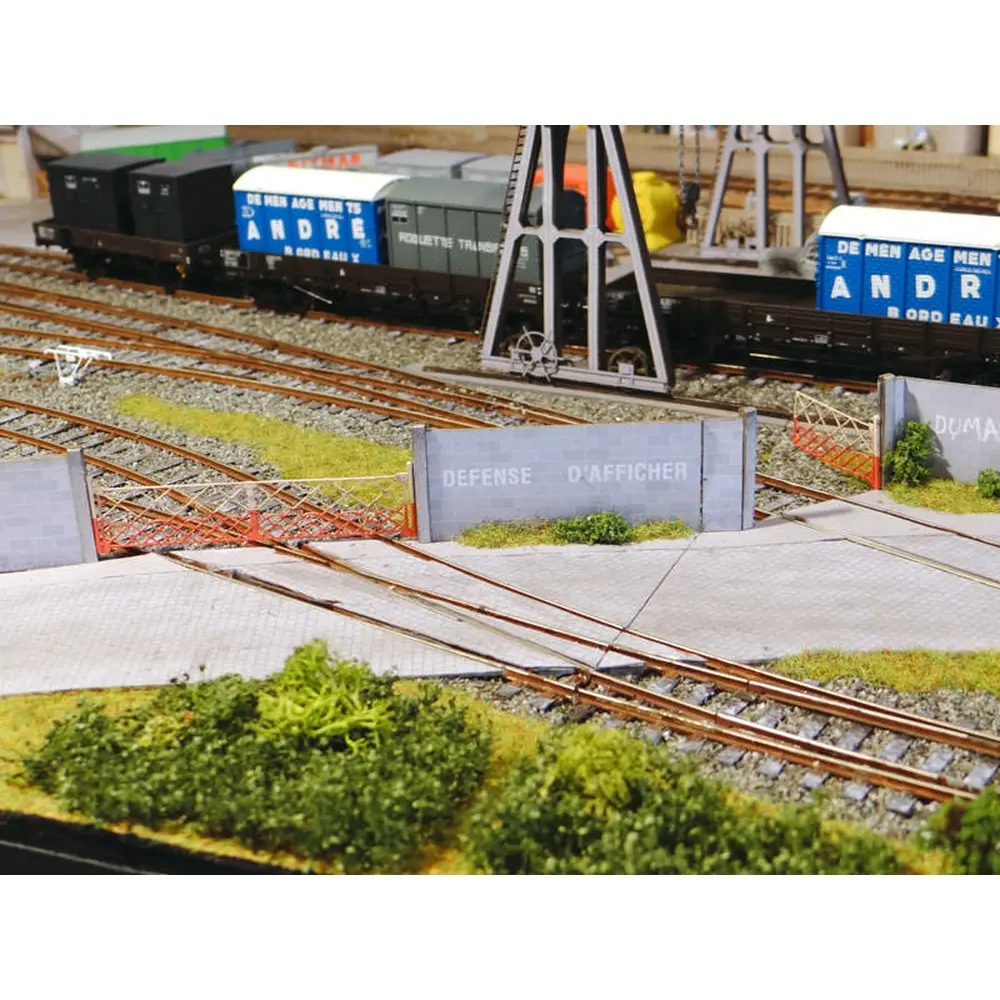 2 Barrières PN Roulantes + 2 Pivotantes - Régions et Compagnies VOI004 - HO 1/87 - 4