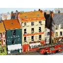 Bloc de 2 immeubles droits (Restaurant À La Treille + Hôtel de la Boule d’Or) - Régions et Compagnies VIL005 - HO 1/87  - 3