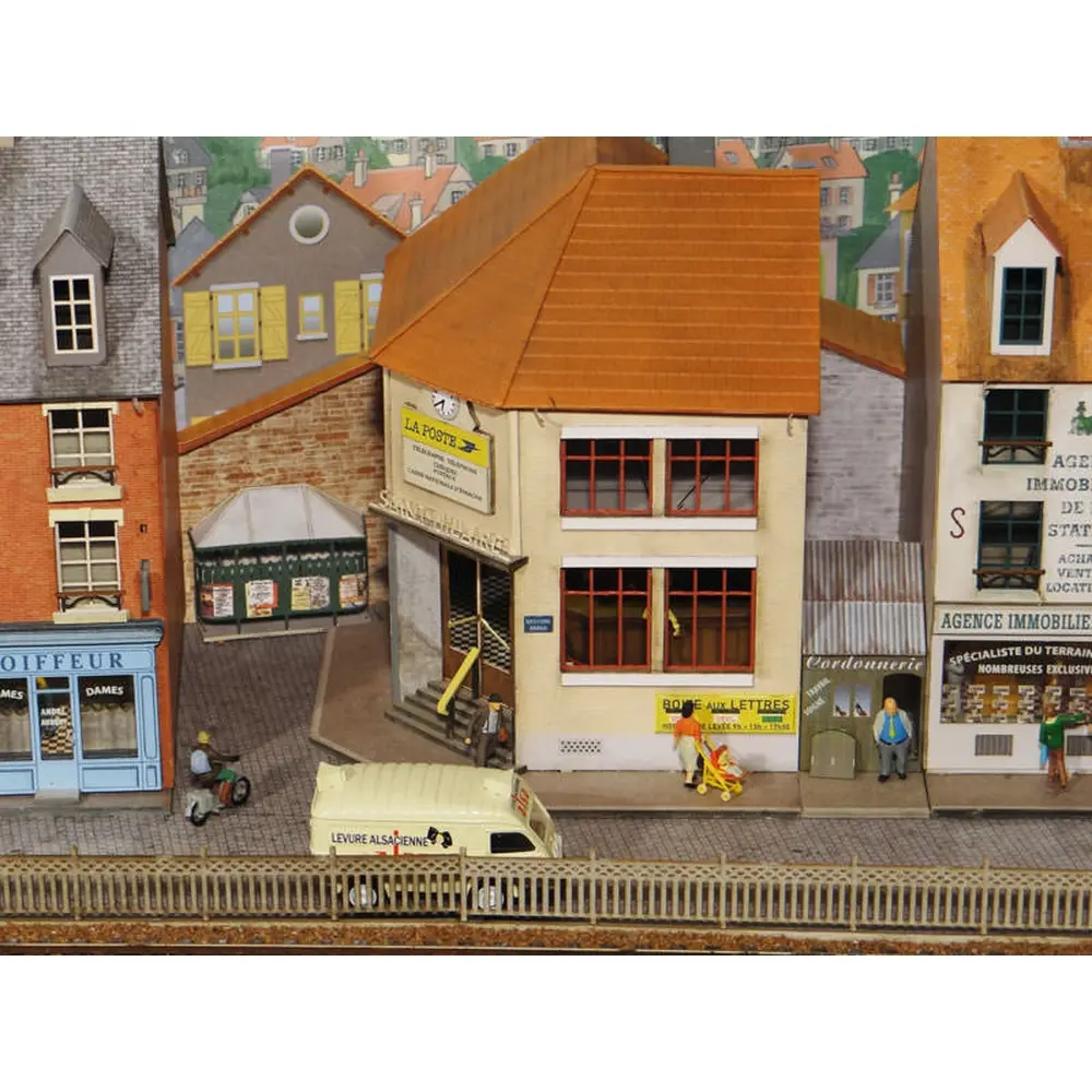 Vespasienne murale (quatre décorations au choix) - Régions et Compagnies VIL025 - HO 1/87  - 2