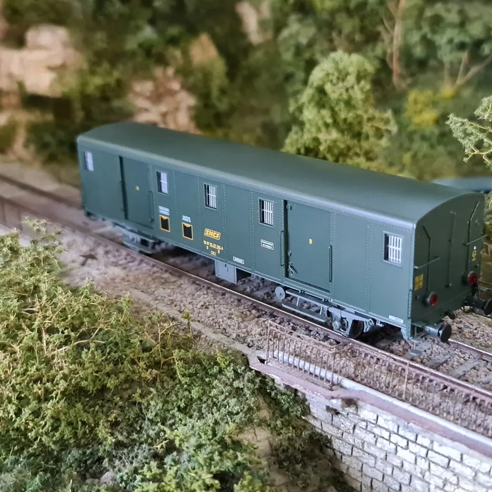 FOURGON OCEM 30 "BORDEAUX" ex-ETAT avec feux - REE MODELES VB115 SNCF - HO 1/87 - 5