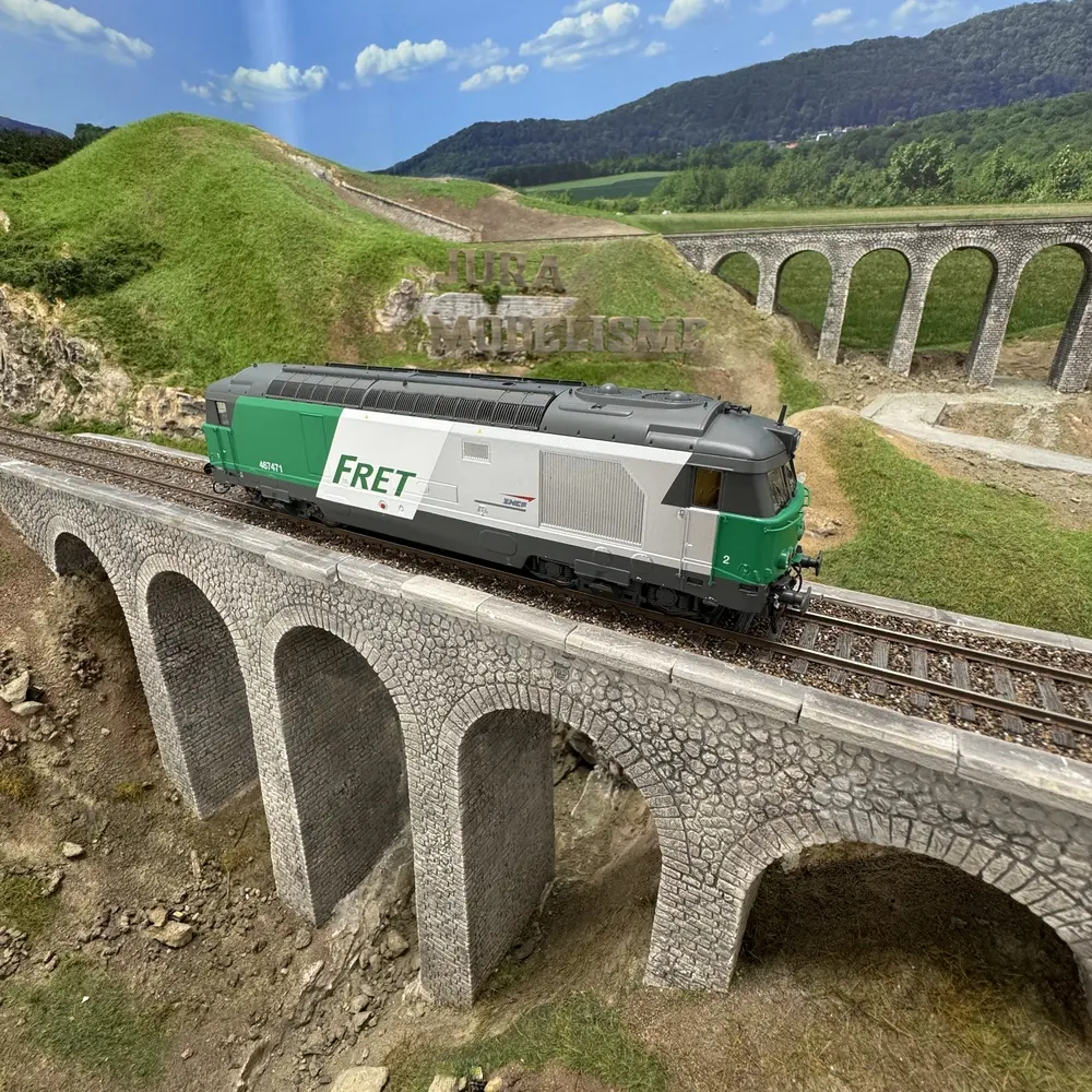 Locomotive diesel BB 67471 Fret - Ree Modèles MB241 - HO 1/87 - SNCF - Ep V - Analogique - 2R - 4